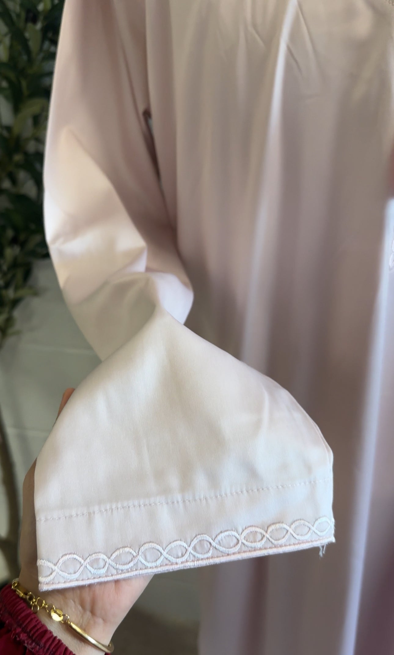 Emirati Embroidered Thobe-Soft Pink