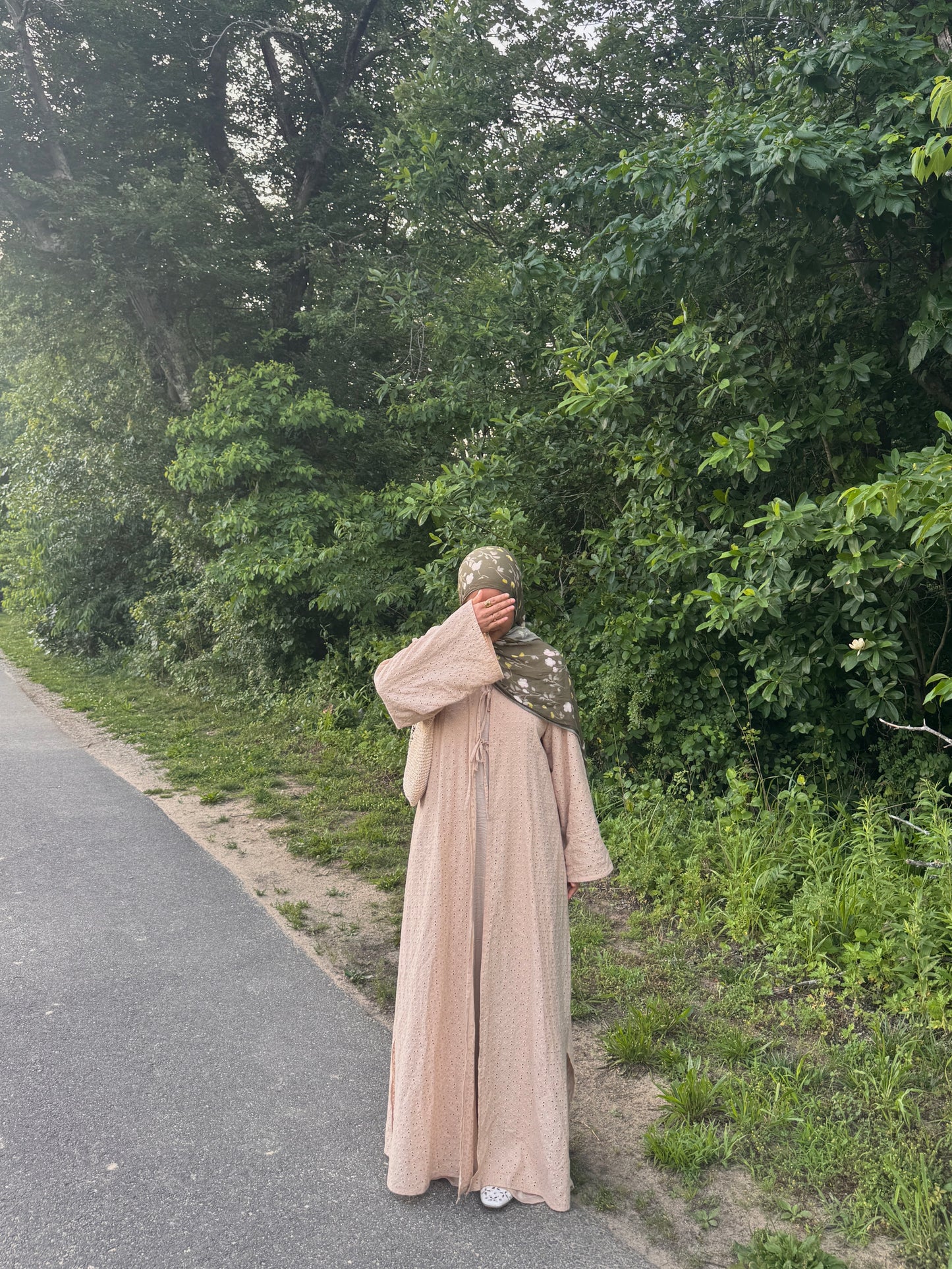 Hafsa-Front-Tie-Almond Cotton Abaya+hijab