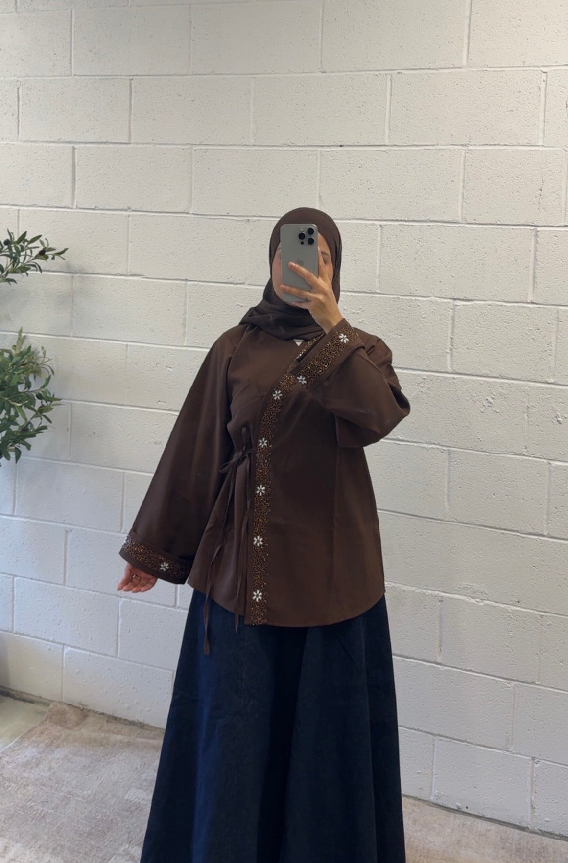 Hana-Handwork Blouse- Brown