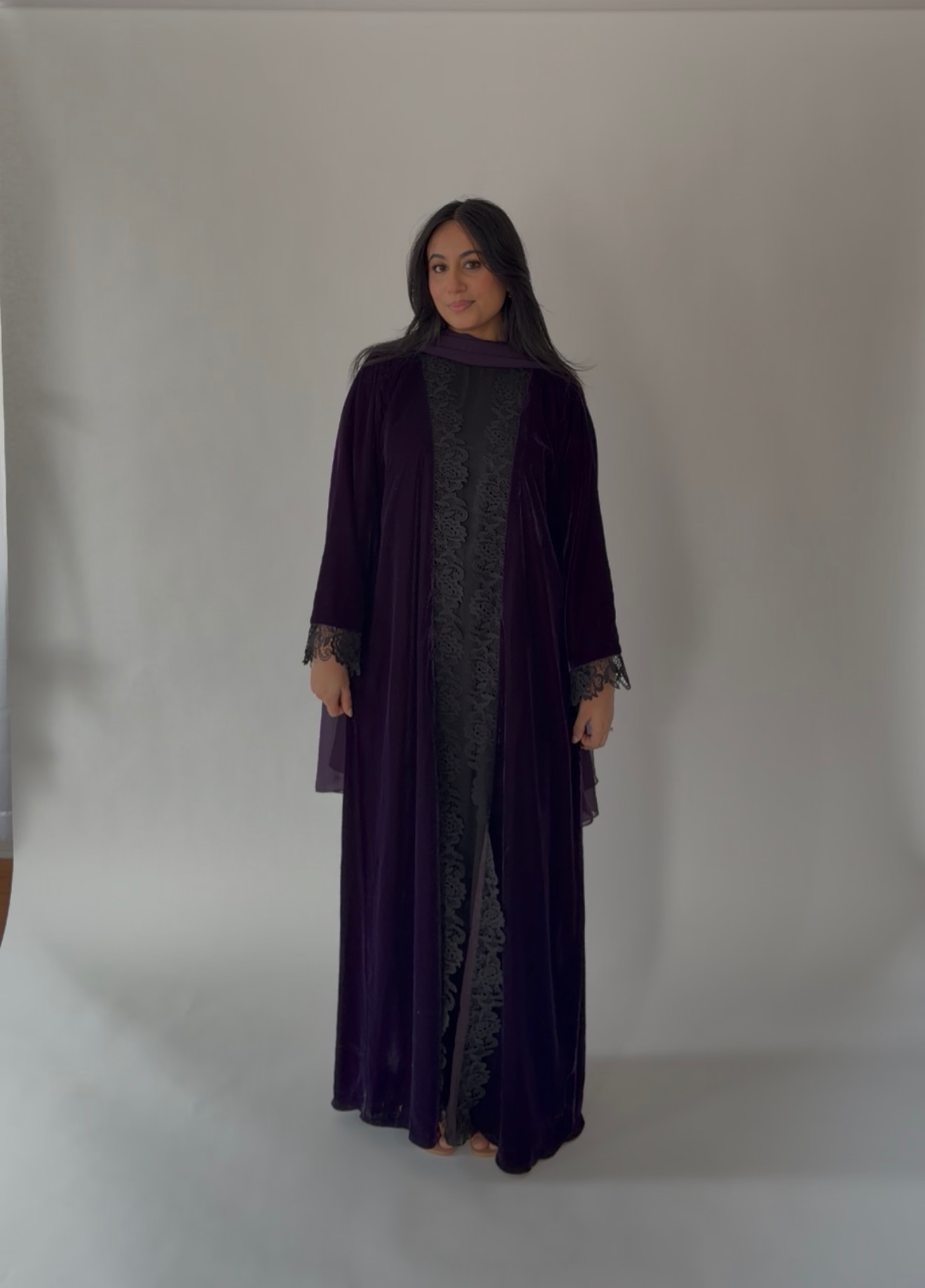 Nawal-Velvet Lace Abaya Set-Dark Purple