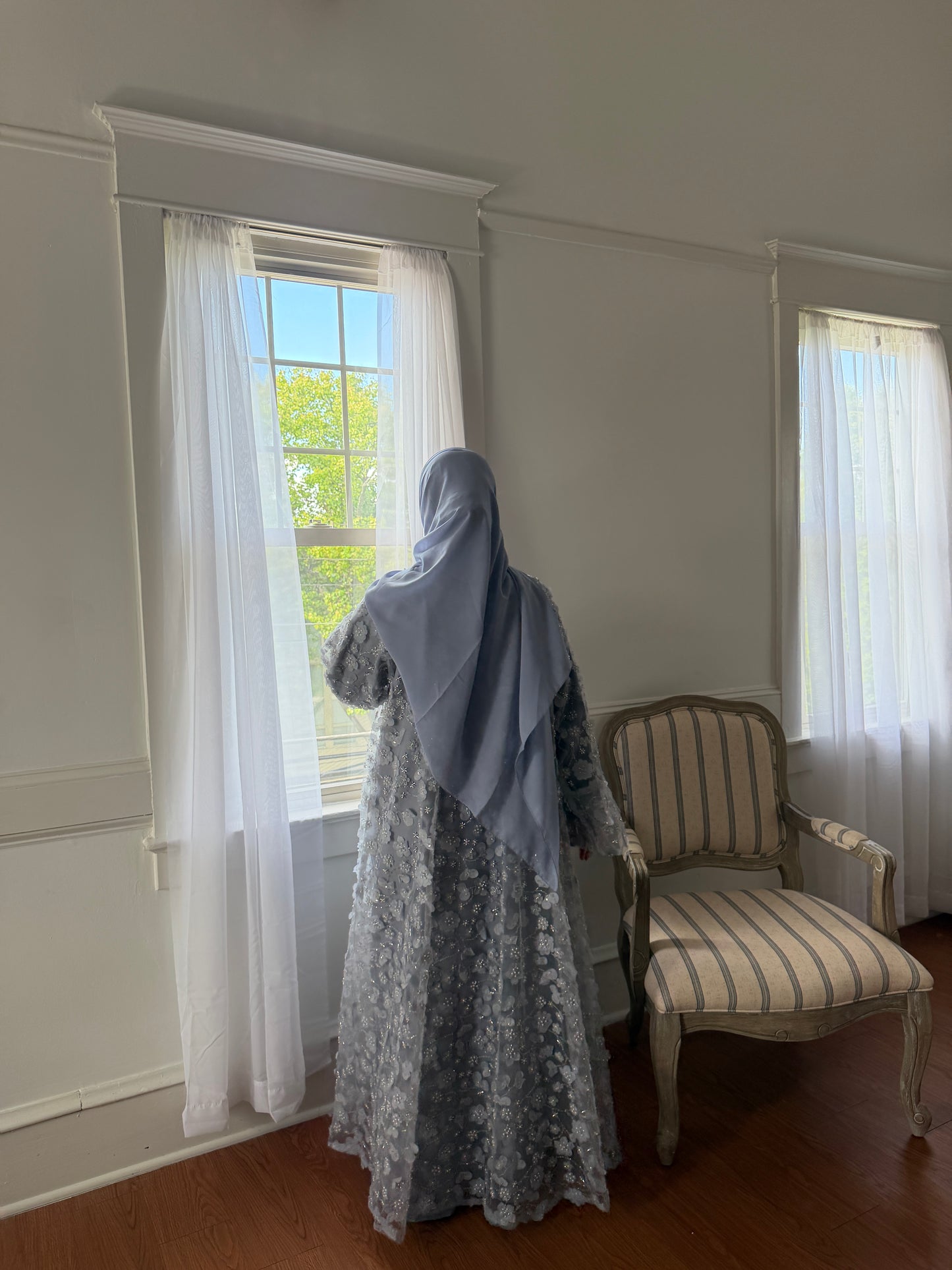 Malika-Heavy Work Flower Abaya - Blue Gray