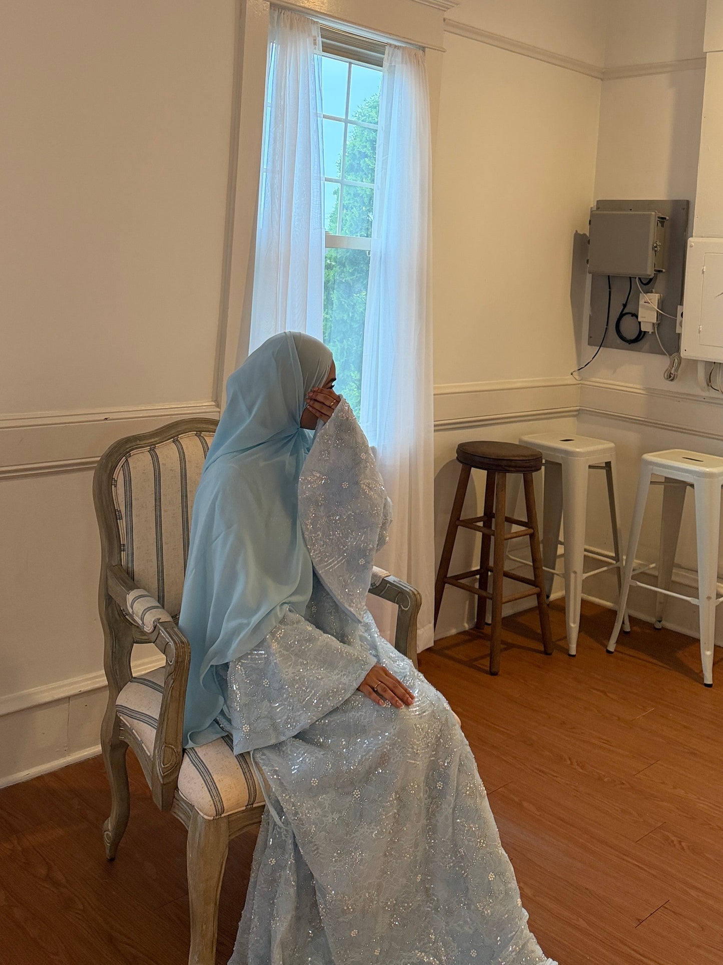 Farasha-Lace Embellished Abaya Dress