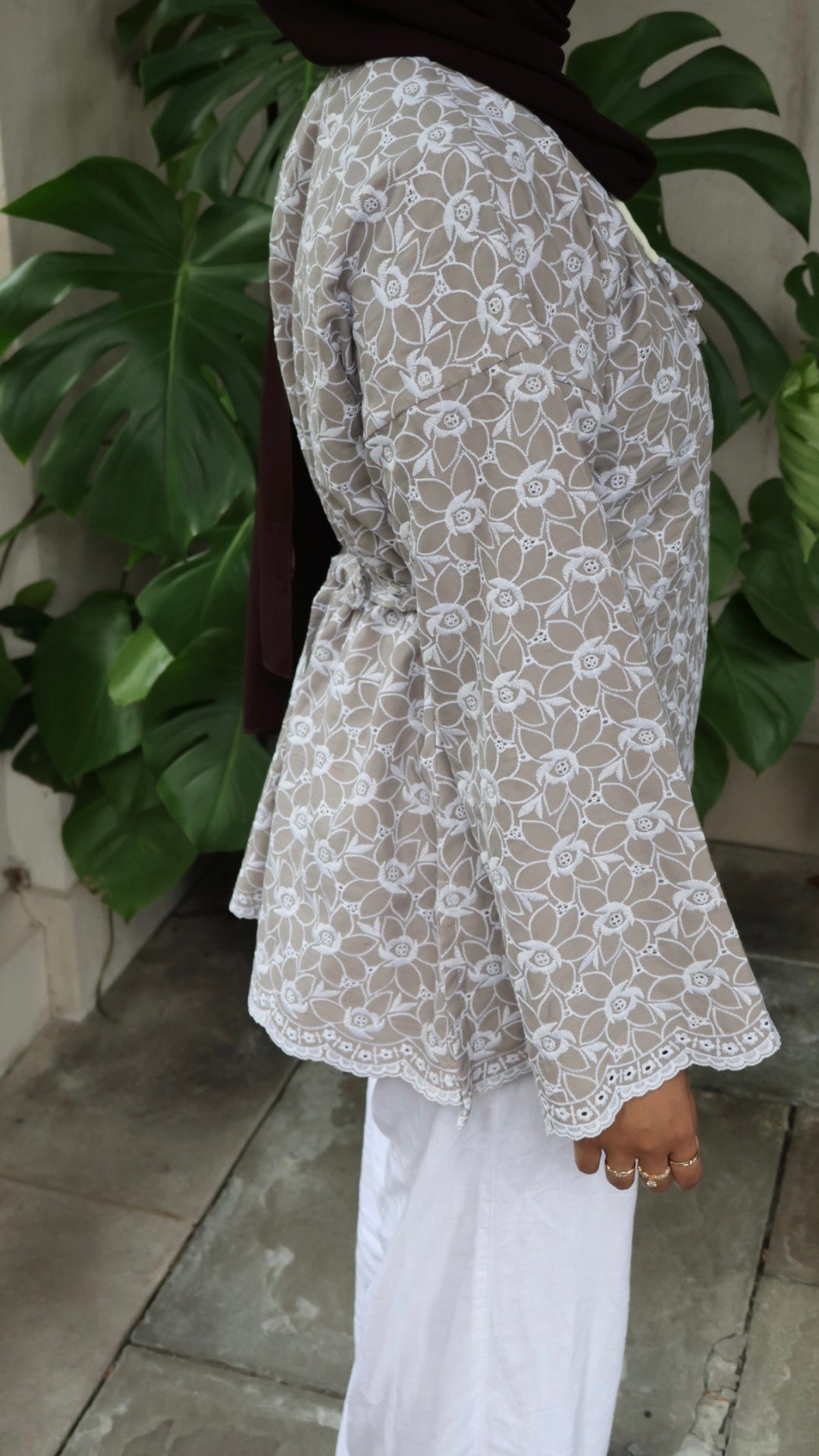 Jasmine Cotton Top-Mushroom Taupe