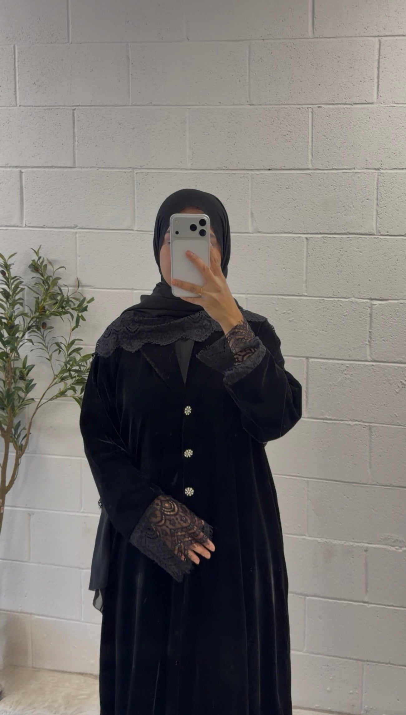 Leena-Velvet-Button-Blazer Abaya Set-Black