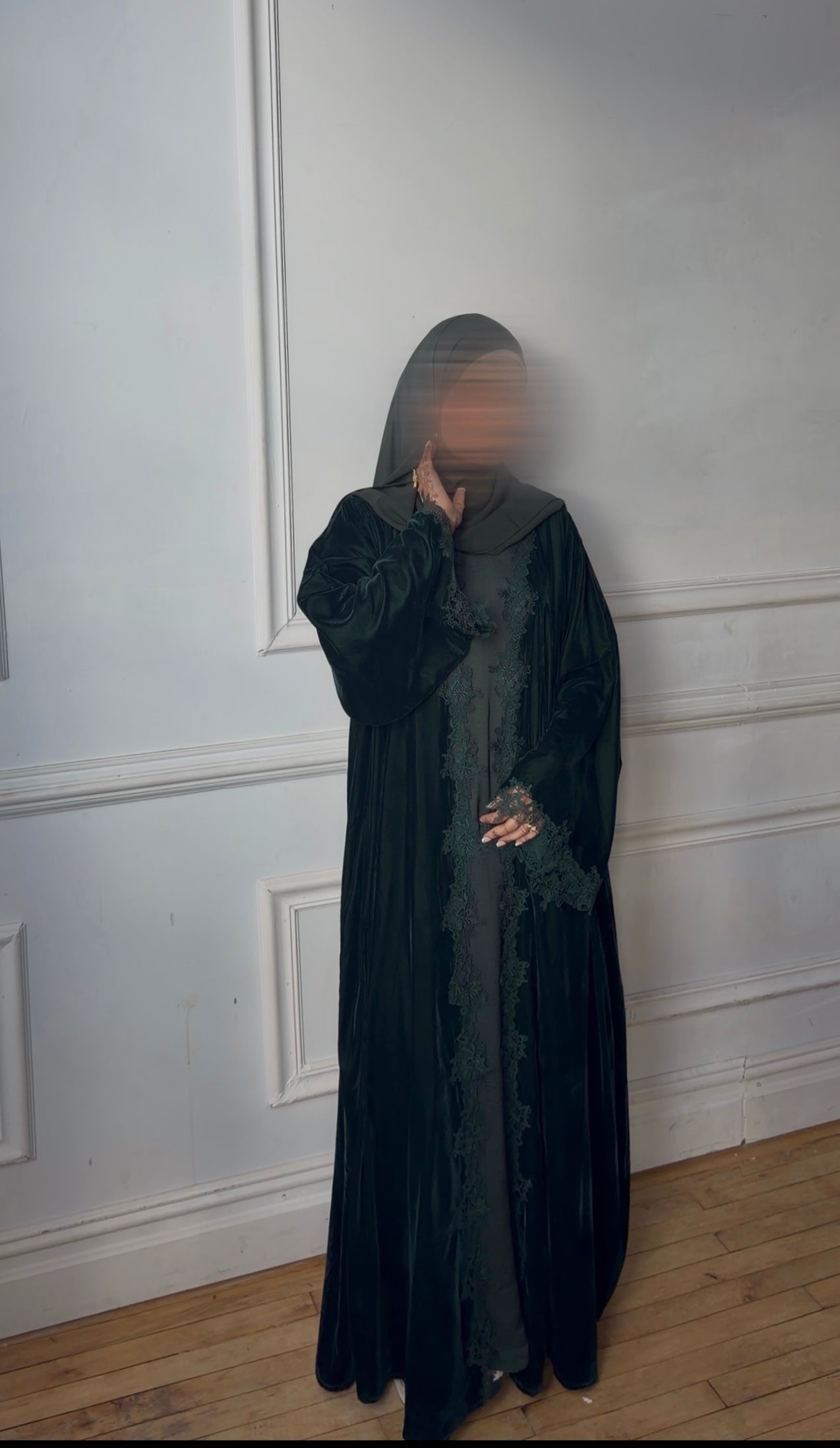 Nawal-Velvet Lace Abaya Set-Dark Green