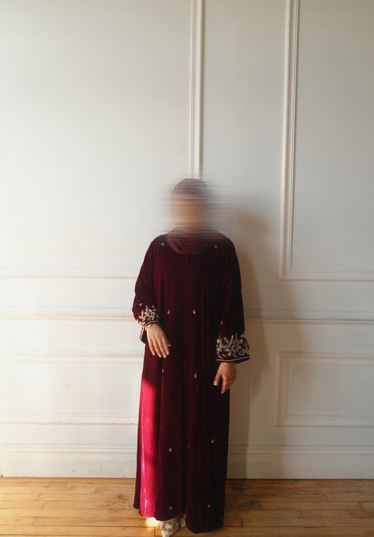 Layali-Luxury Velvet-Handcrafted-Abaya set-Maroon