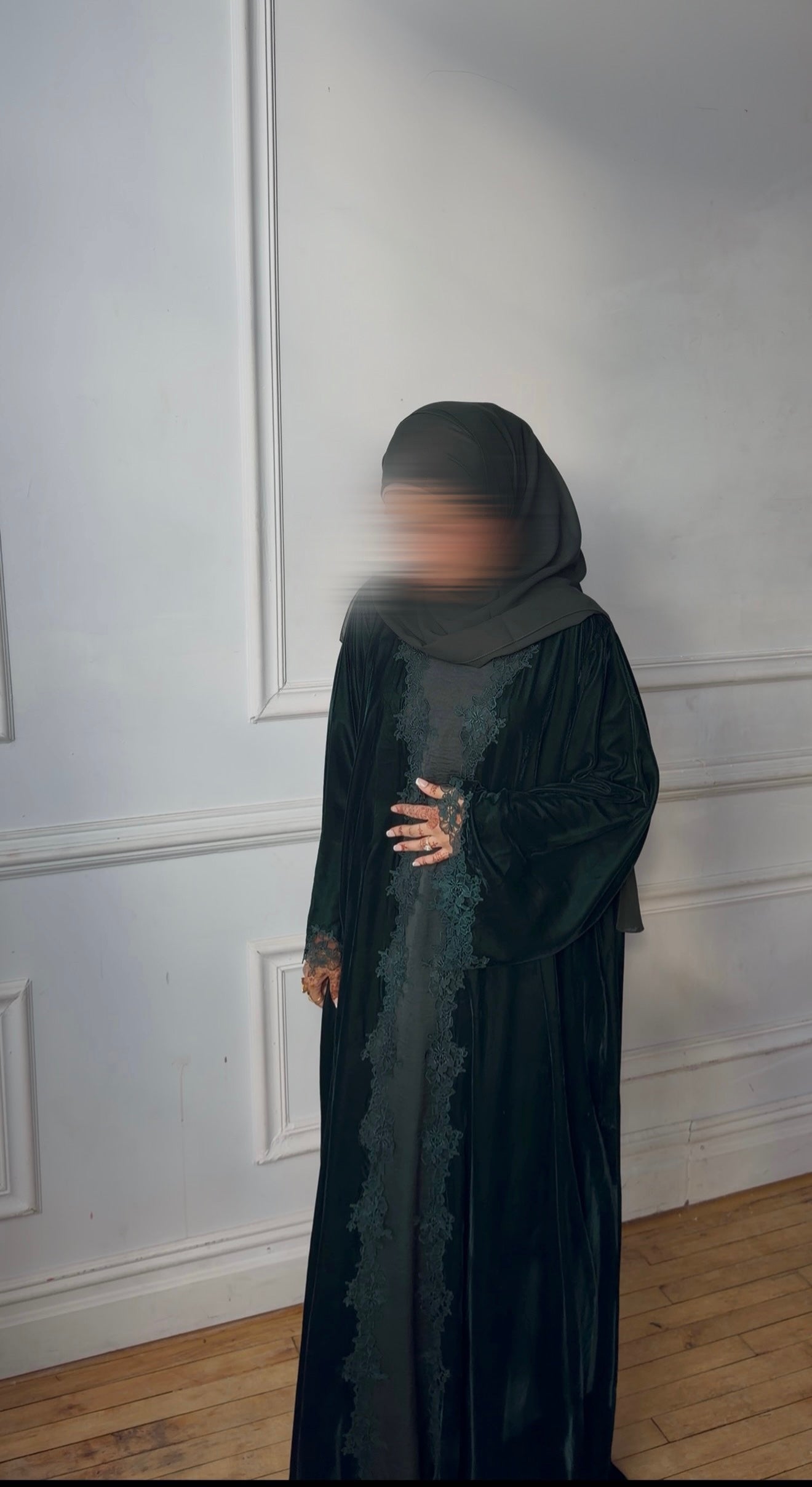 Nawal-Velvet Lace Abaya Set-Dark Green