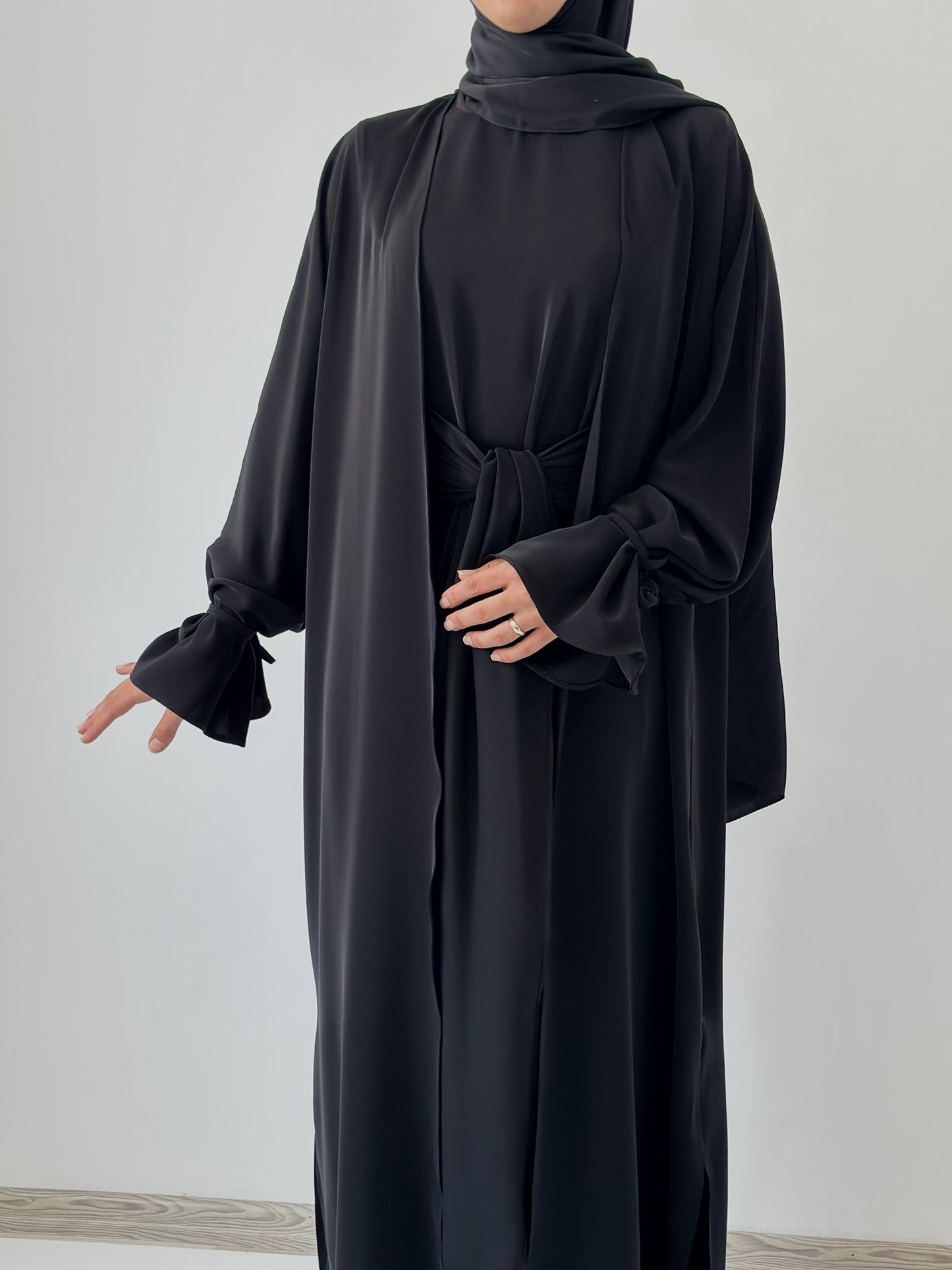 Henna-Four Piece-Satin Abaya